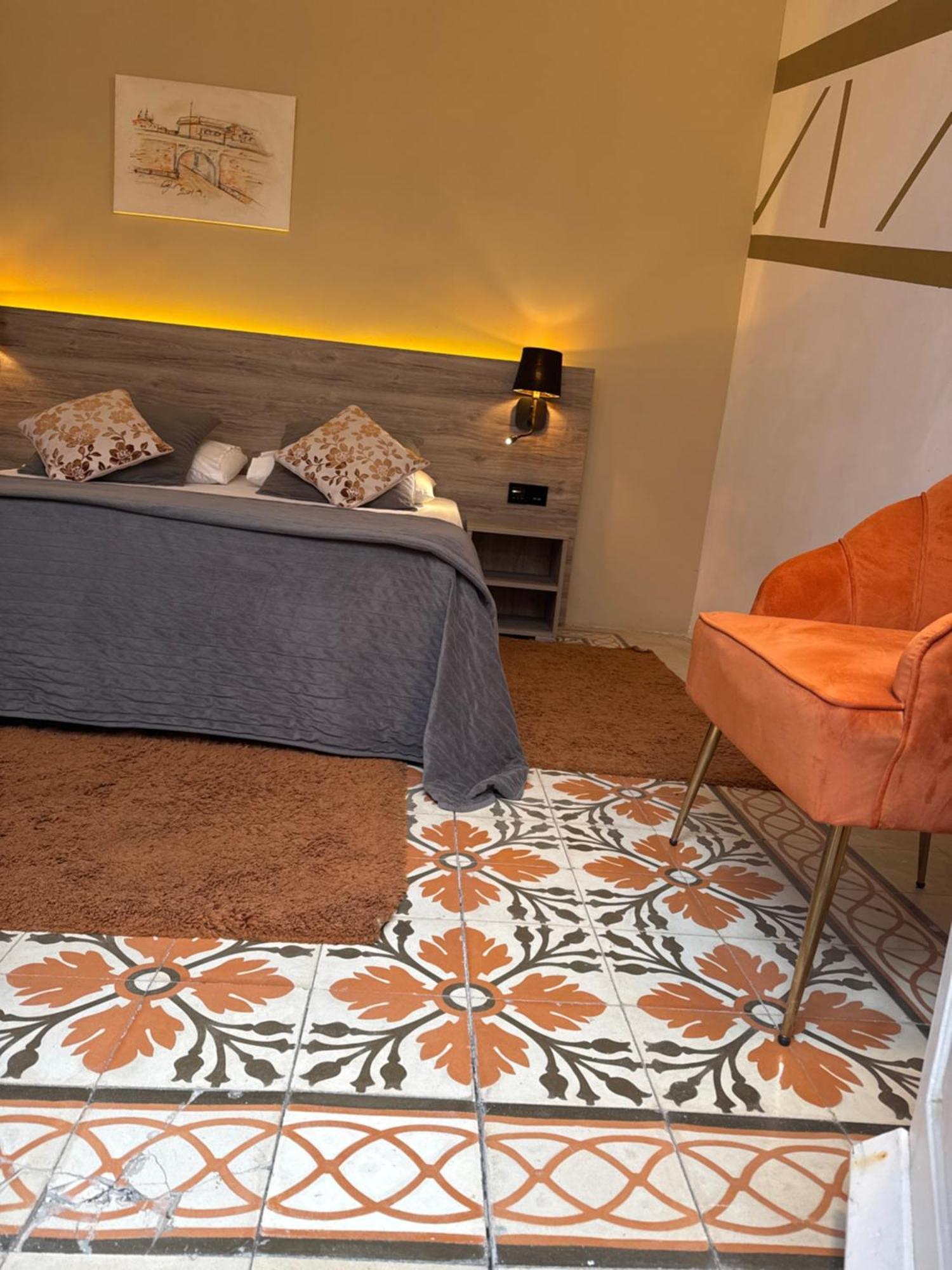 Bebirgu Palazzino Luxury 2 Jacuzzi To Share Apartment Exterior photo